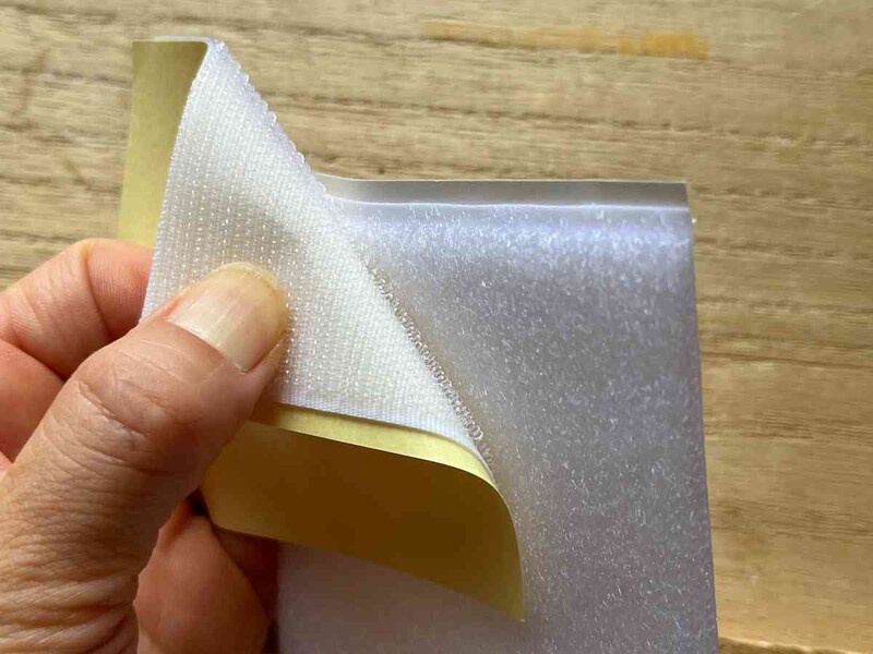 セリアの「強力マジカルテープ」は強い粘着力がある