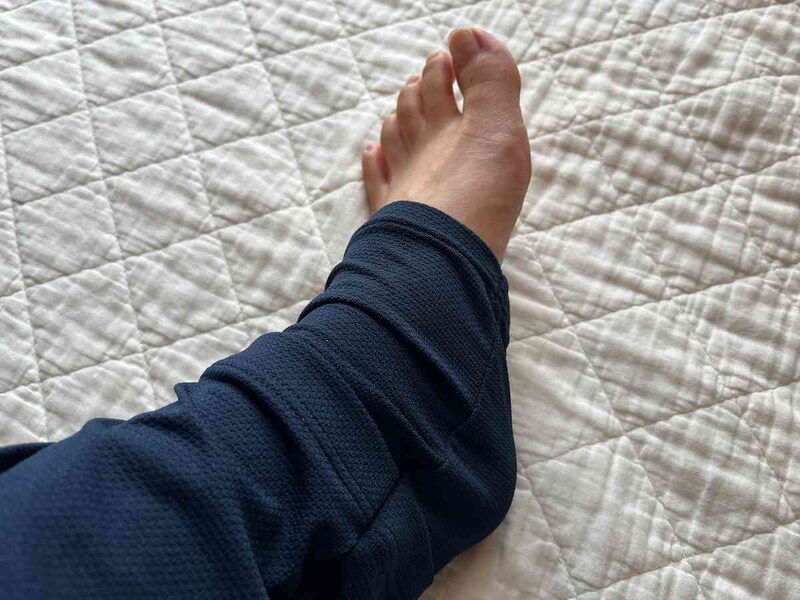 nishikawaの「［エアーリカバリー］スリープテックウェア※ ドライタイプ」のボトムスは足首や足の甲をカバー