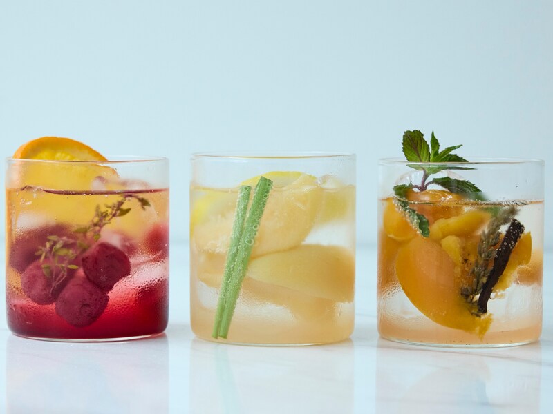 冷えた炭酸水で割って　※画像提供／DEAN & DELUCA