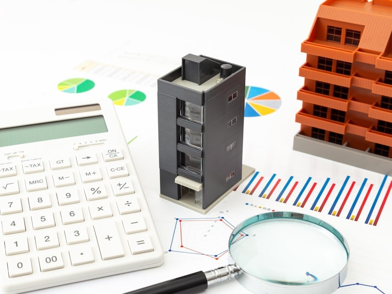在職老齢年金に家賃収入は影響する？（画像：PIXTA）