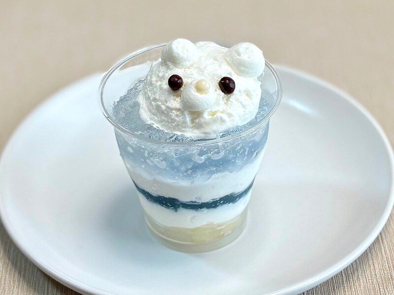 「ひょっこりしろくまの白桃ソーダゼリー」 378円(税込)