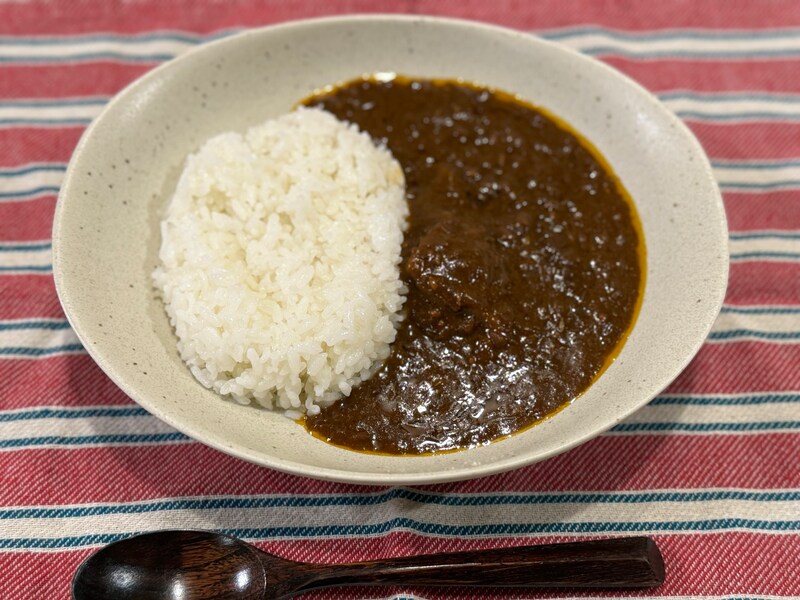 黒毛和牛牛すじカレー