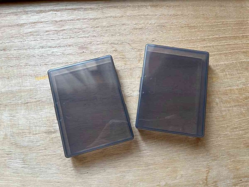 キャンドゥの「トレーディングカードケース 2P」は2個セット