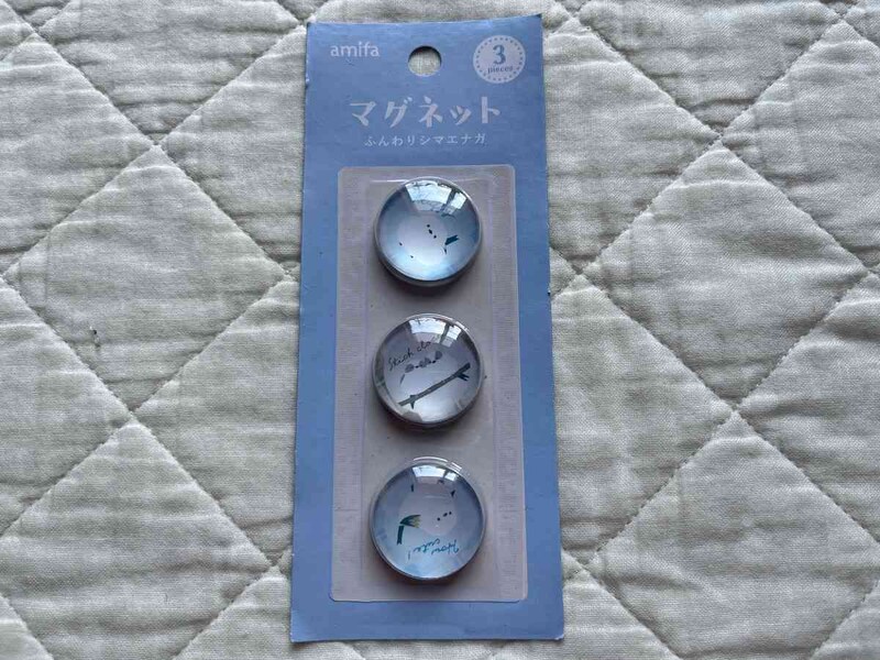 キャンドゥの「マグネット　ふんわりシマエナガ」