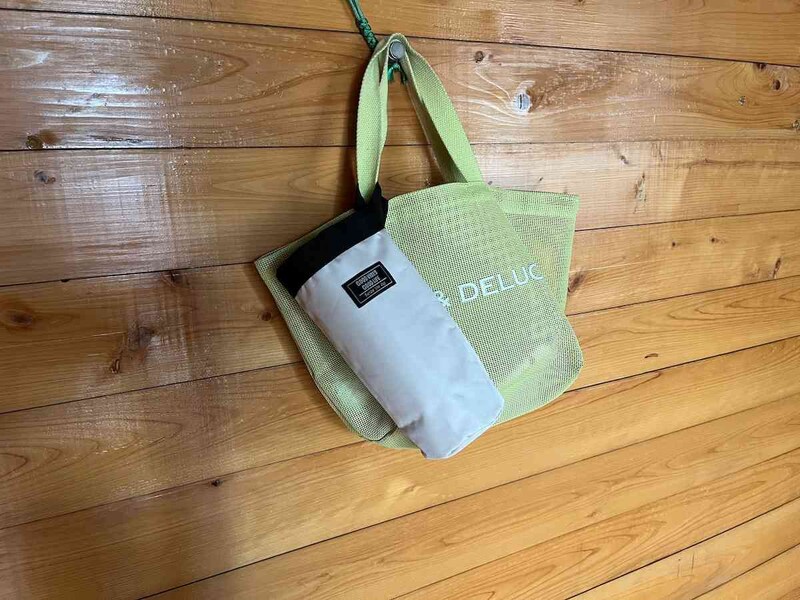 バッグの持ち手に付けられる