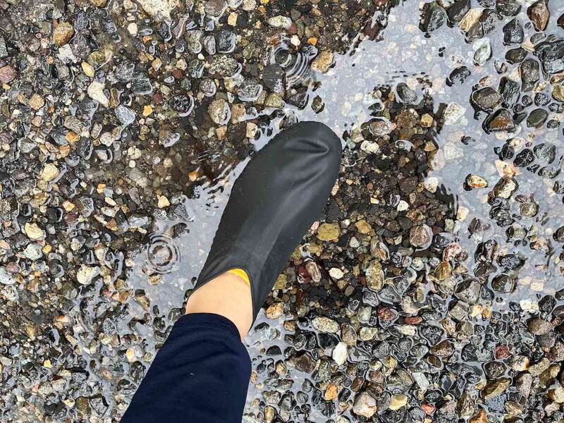 水たまりに入っても平気