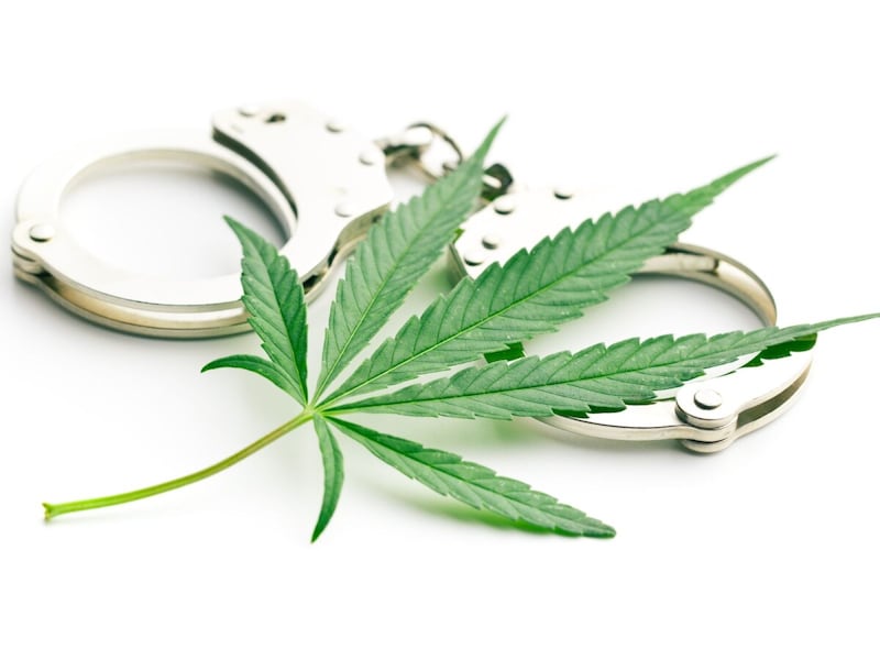大麻所持で逮捕のイメージ