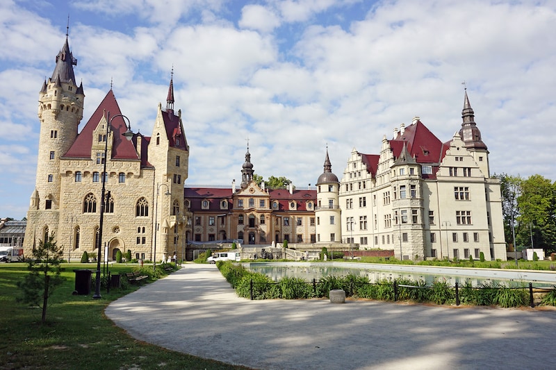 ポーランドのモシュナ城