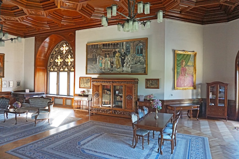 伯爵のオフィスだった部屋