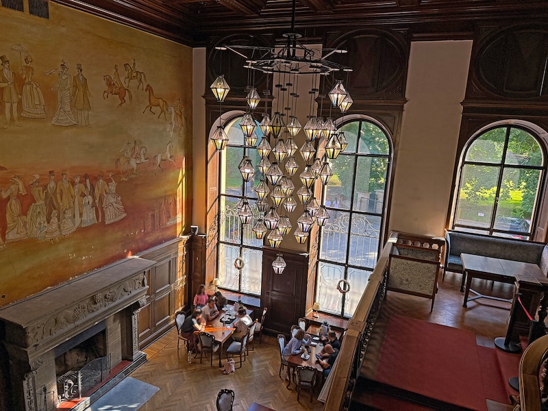 モシュナ城のカフェ