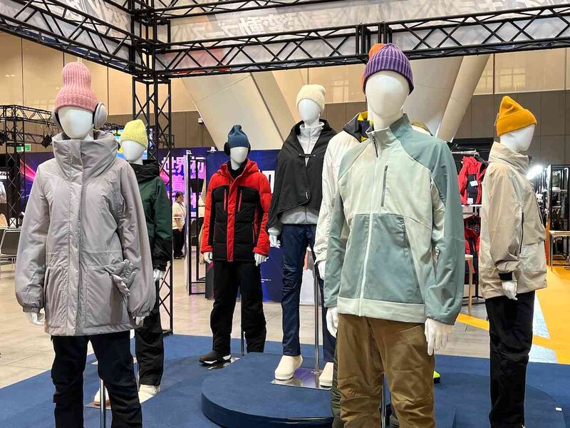 ワークマンで話題の「XShelter（エックスシェルター）」レディースアイテムに2025年秋冬も注目！