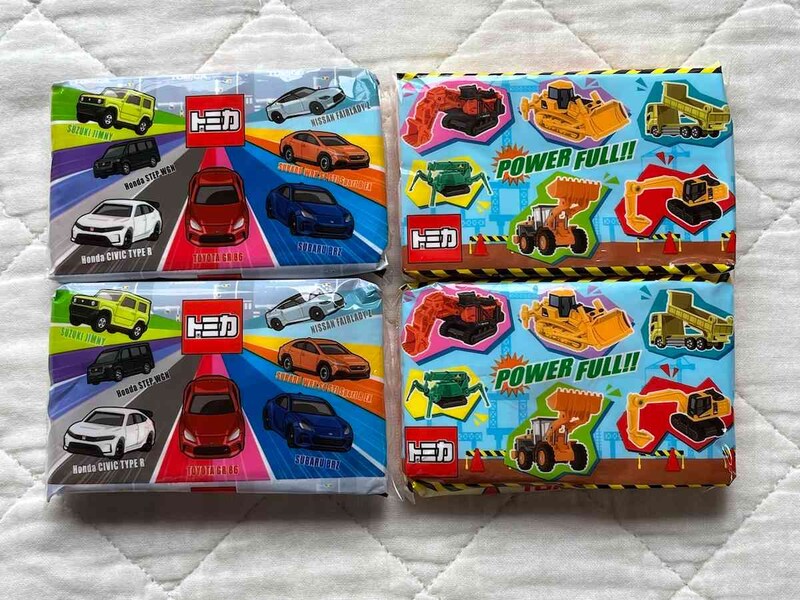 キャンドゥの「トミカミニ4P」は水に流せる