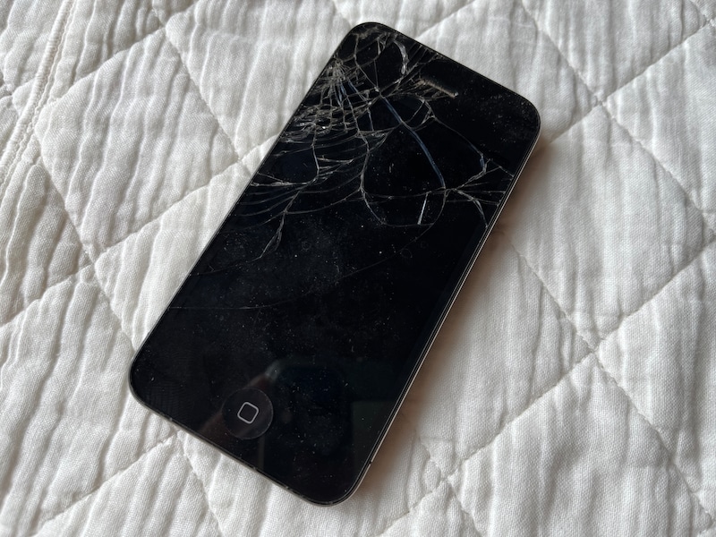 画面が割れていても売れる可能性がある