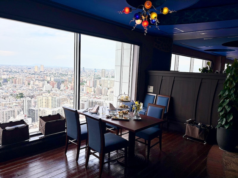 東京ドームホテルの最上階のアフタヌーンティー。写真をたくさん撮りたい人におすすめです