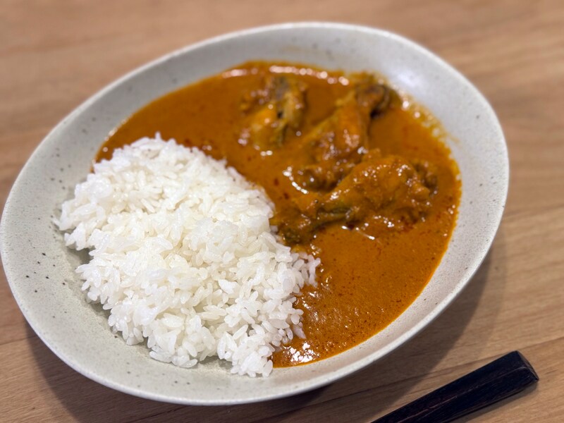 セブンプレミアム ゴールド 金のバターチキンカレー