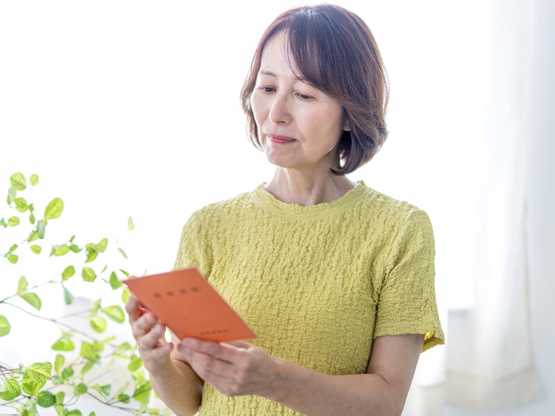 老後の生活を支える公的年金。自分の受給額がいくらか把握していますか？※画像出典：PIXTA