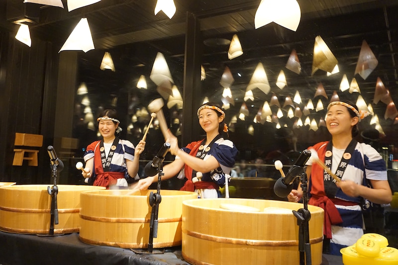 界 別府の「湯治ジャグバンド」