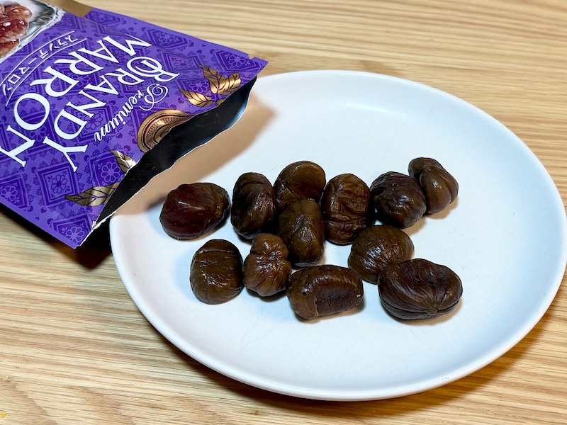 ひと口で食べられる栗は、小腹が空いたときのおやつにぴったり!
