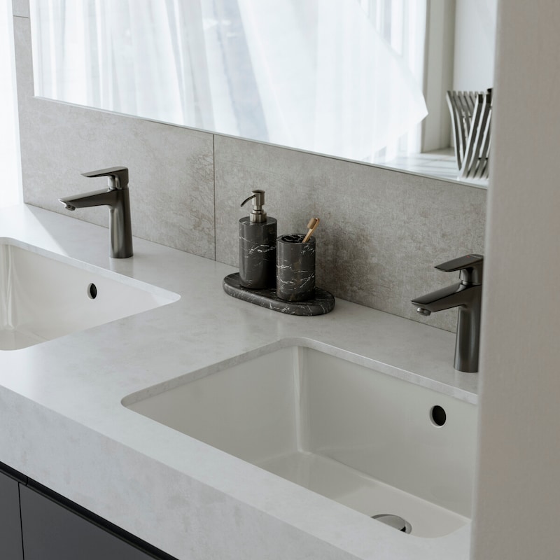 実際に触れて、お気に入りの空間をイメージ