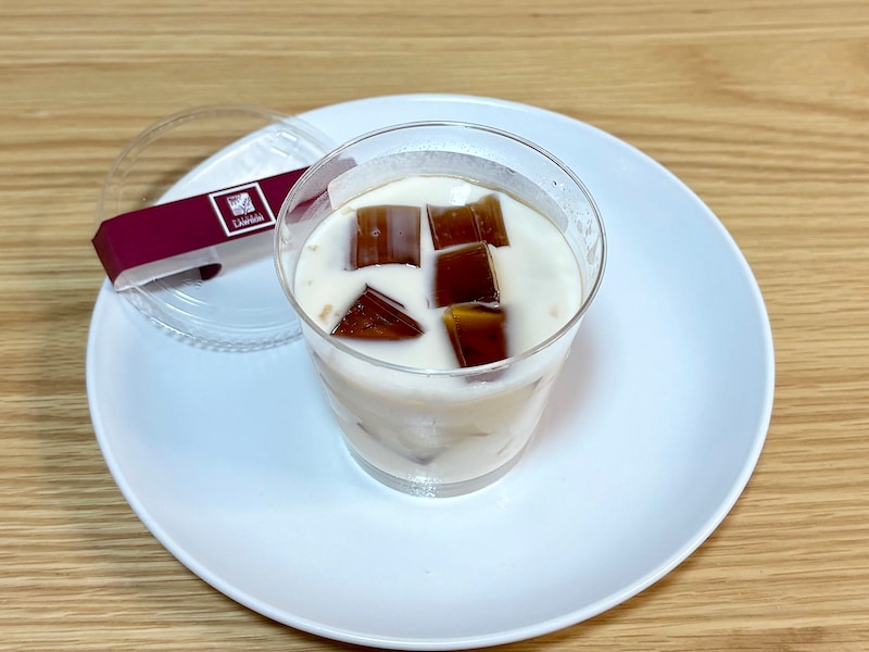 3. 【ナチュラルローソン】「アールグレイミルクティーゼリー」 297円