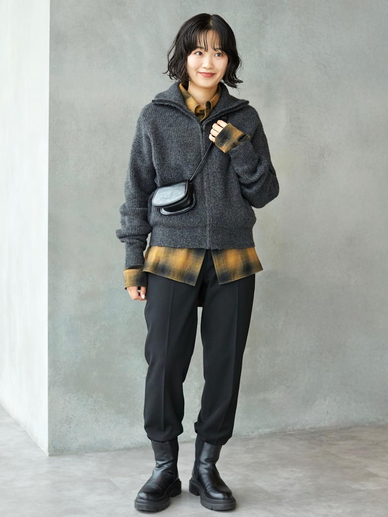 程よいフィット感で上半身がコンパクトにまとまります　出典：StyleHint