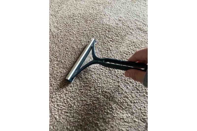 「カーペットクリーナー」は通販サイトで購入可能