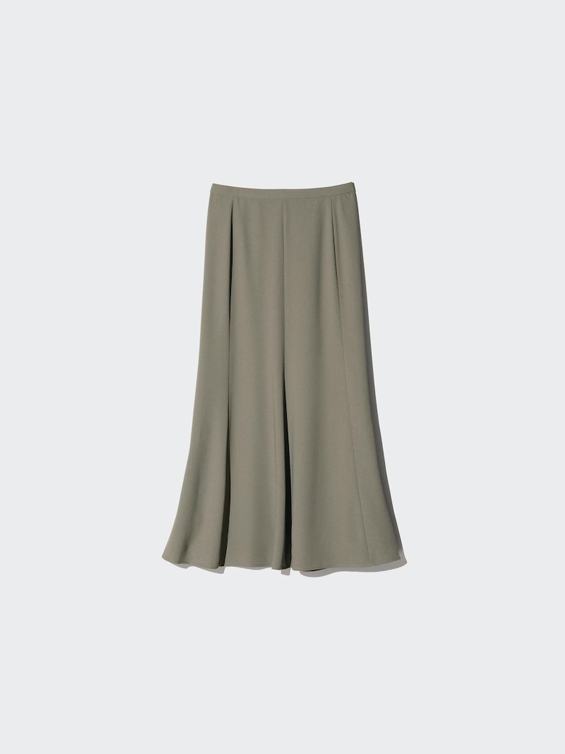 ユニクロ　マーメイドマキシスカート　3990円（税込）