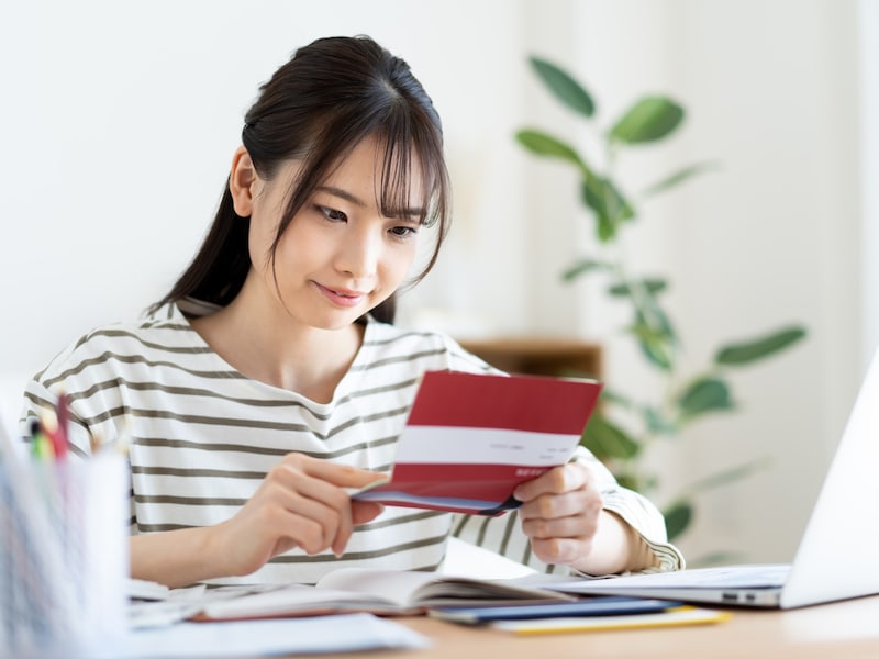 20代女性　積立投資