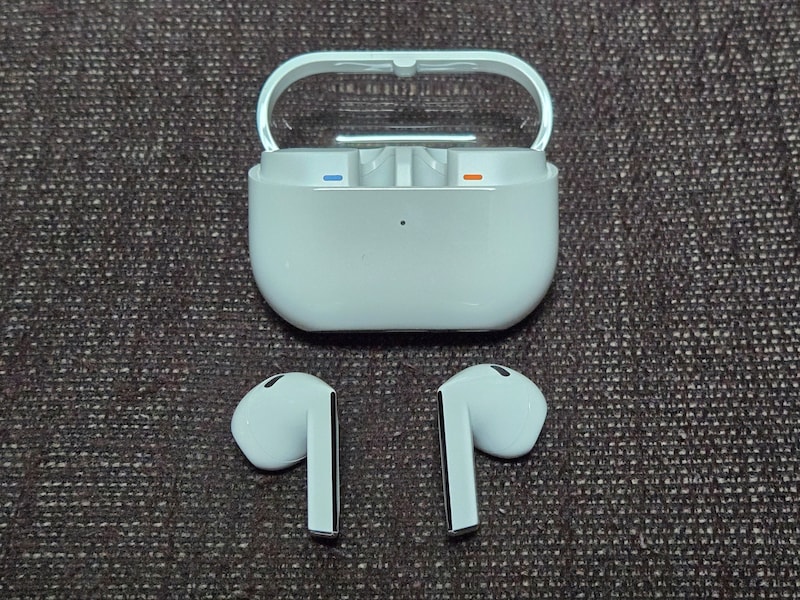 インナーイヤー型の例（Galaxy Buds 3）