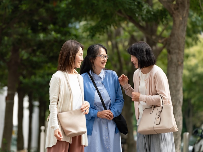 ママ友の会話を聞いて衝撃を受けた理由とは（画像：PIXTA）