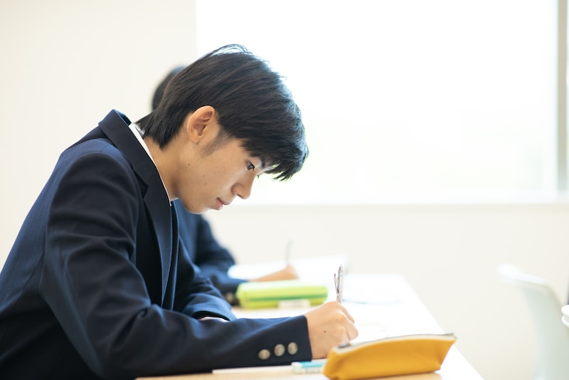 若者（イメージ）