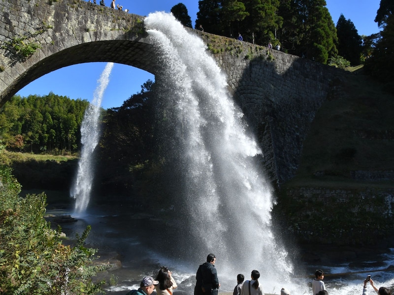 通潤橋で見た圧巻の放水