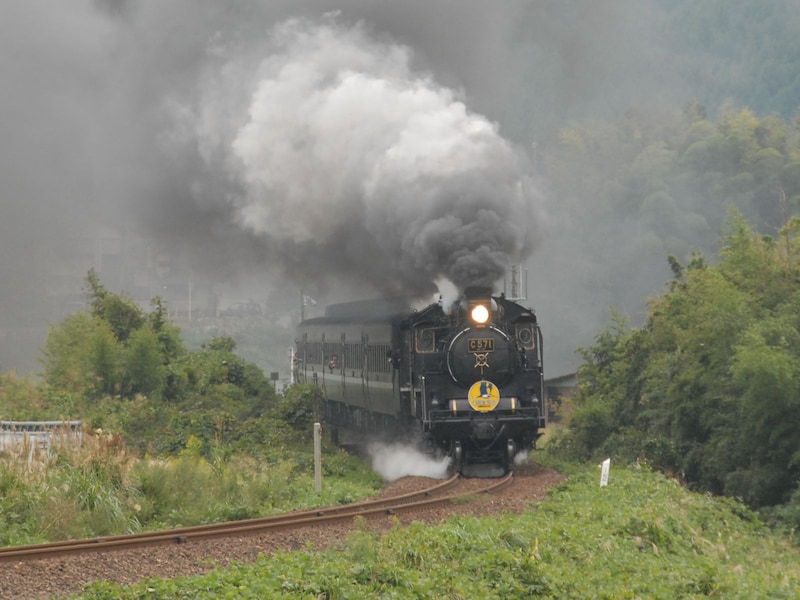 C57形蒸気機関車