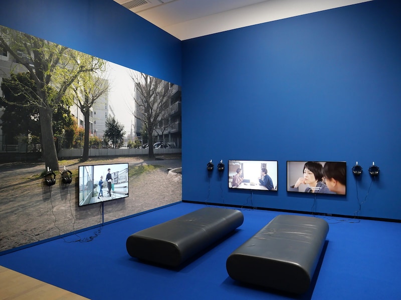 展示風景より、田中功起《可傷的な歴史（ロードムービー）》（2018年、個人蔵）（筆者撮影）