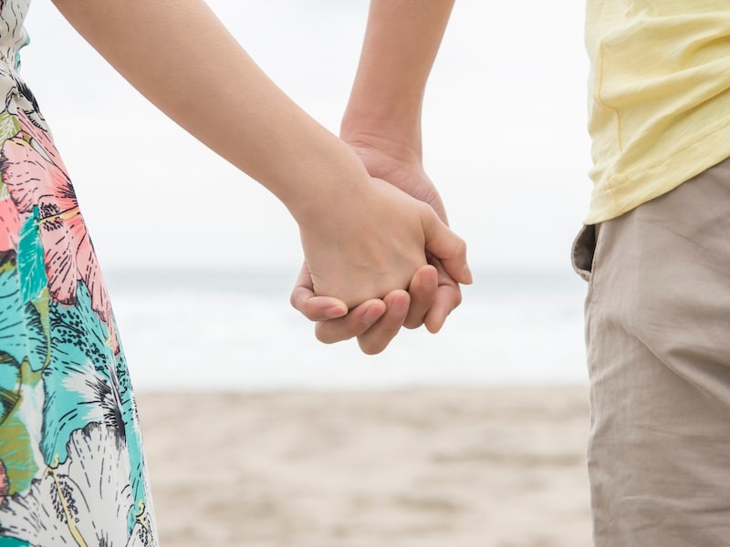 互いの努力で再構築に成功した人も（画像：PIXTA）