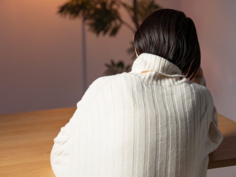 住宅ローンを繰り上げ返済したいけれど、踏ん切りがつかない…… ※画像：PIXTA