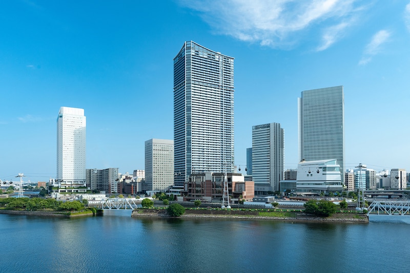 高層階（46～51階）に位置するホテル「OMO5横浜馬車道 by 星野リゾート」が開業