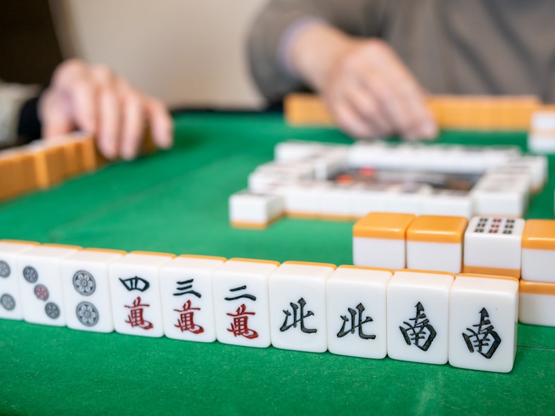 年末年始の帰省、楽しいのは夫だけ（画像：PIXTA）