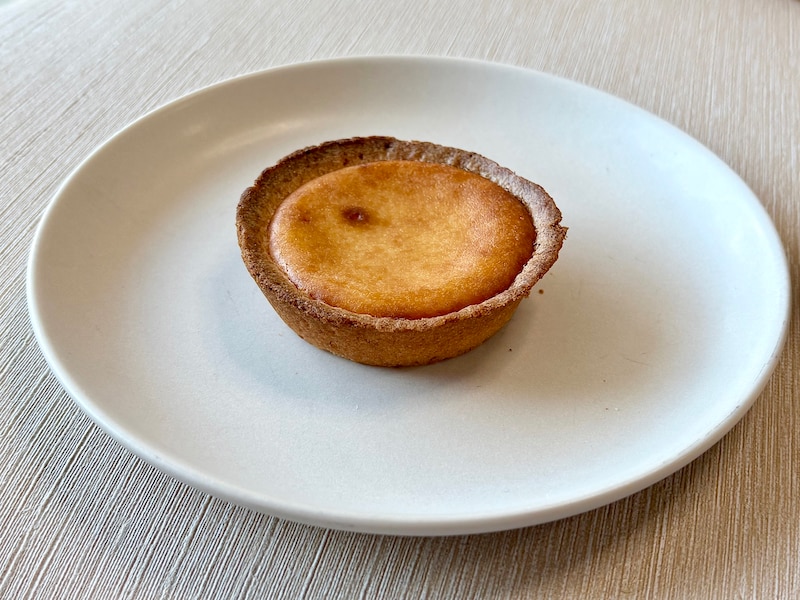 チーズの味わいが濃くておいしい！ チーズケーキ好きこそぜひ食べてほしい焼き菓子です 