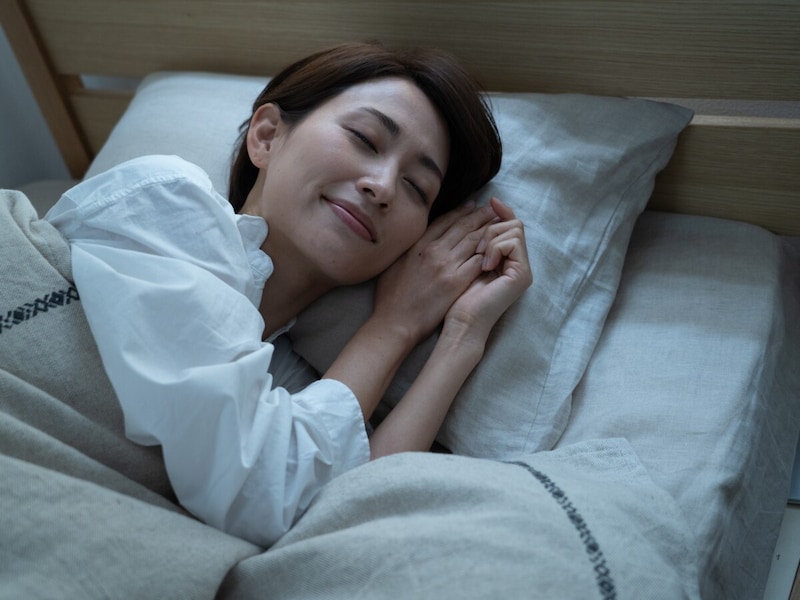 寝具を買い足さずにできる暖かい眠りのコツとは？