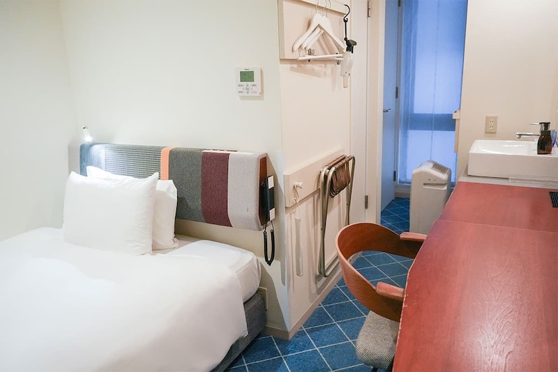 シングルルーム（部屋ごとにレイアウト、家具は異なる）（公式Webサイトより）