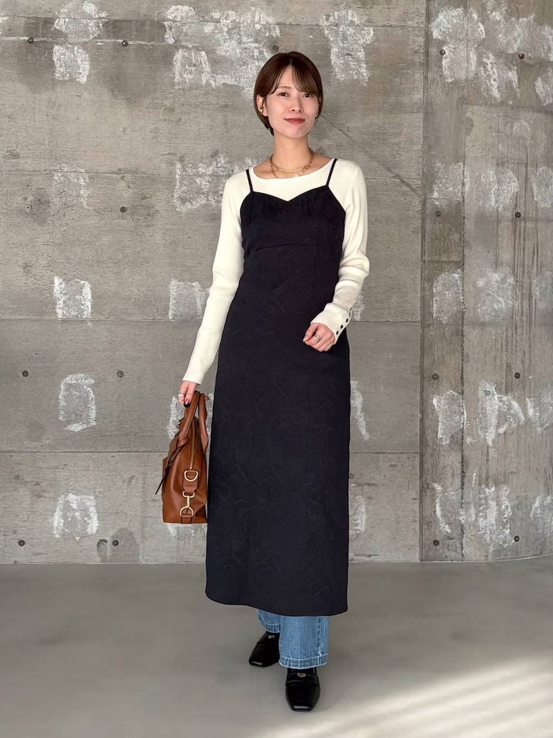 レイヤードに最適なキャミソールワンピース　出典：WEAR