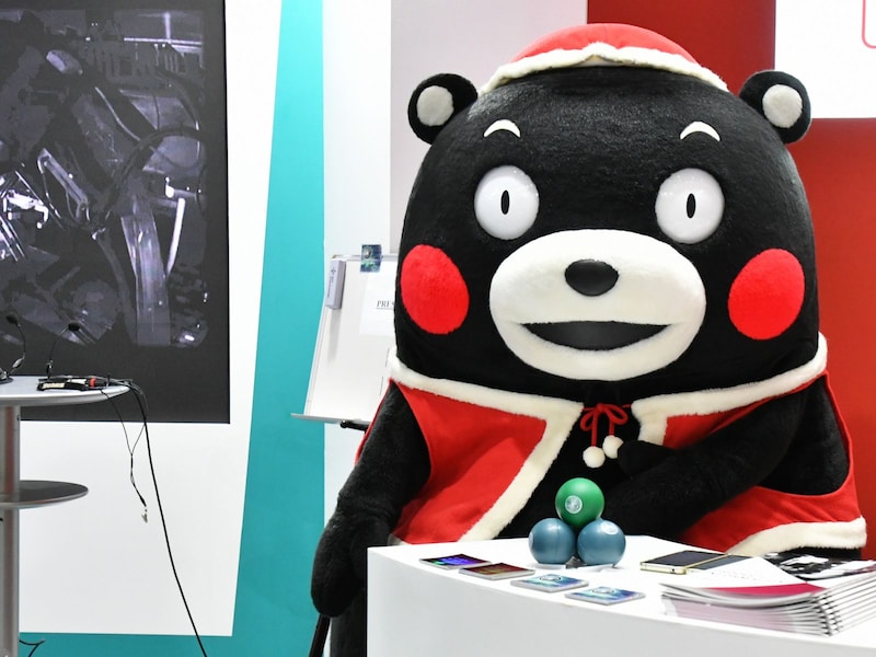 どっちが本物？＝11月1日、東京都文京区