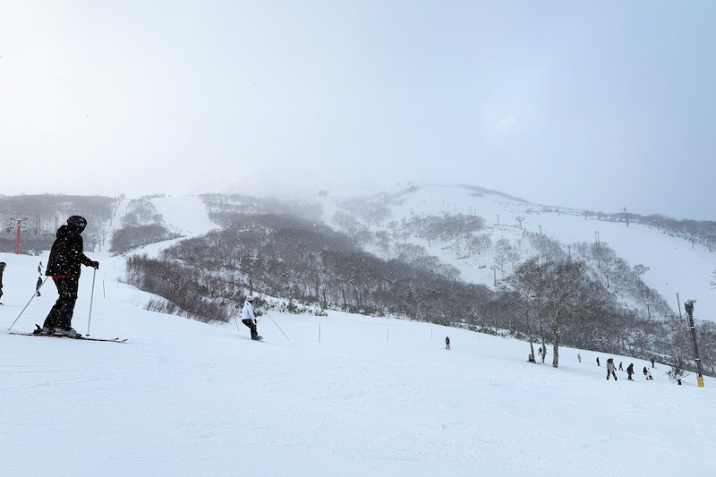 ニセコ東急 グラン・ヒラフ。ニセコエリア最大規模で広々としたゲレンデ。初心者も気持ちよく滑れる