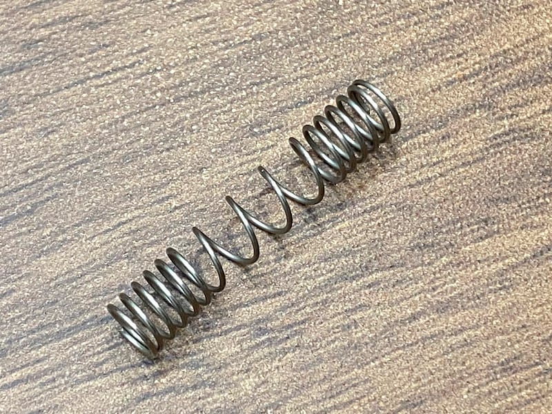 スプリングの形状にも工夫がある