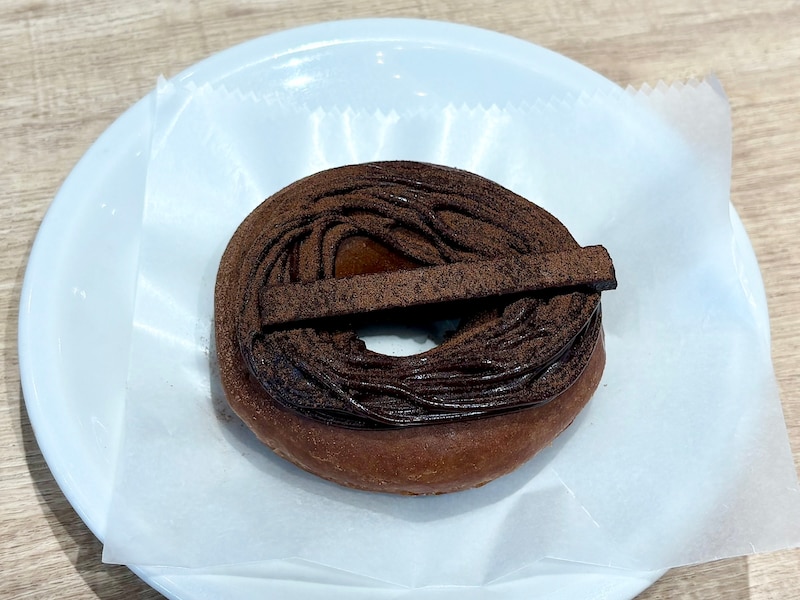 「生チョコ モンブラン」テイクアウト356円（税込）／イートイン363円（税込）