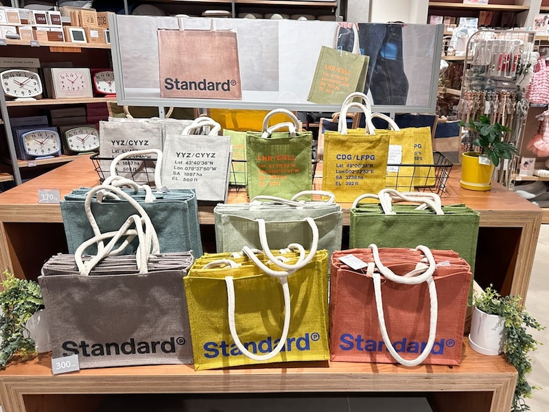 人気のジュートバッグ　300タイバーツ