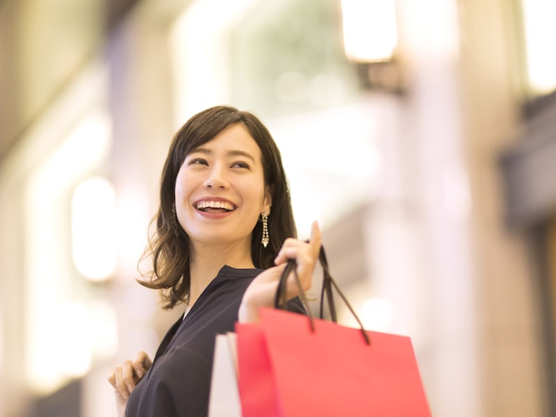 1億円貯めている人の自分へのご褒美って?※サムネイル画像:amanaimages