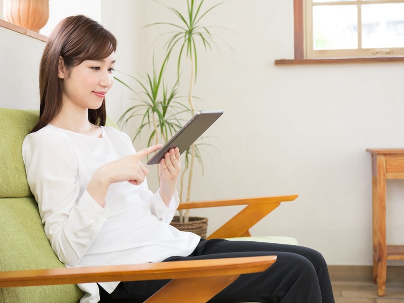 300万円を3カ月定期に預けるなら、ゆうちょとネット銀行どっち？※サムネイル画像：amanaimages