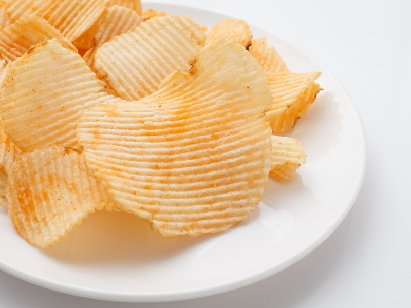 すっかりポテトチップスを買わなくなってしまったワケとは…… ※画像:PIXTA